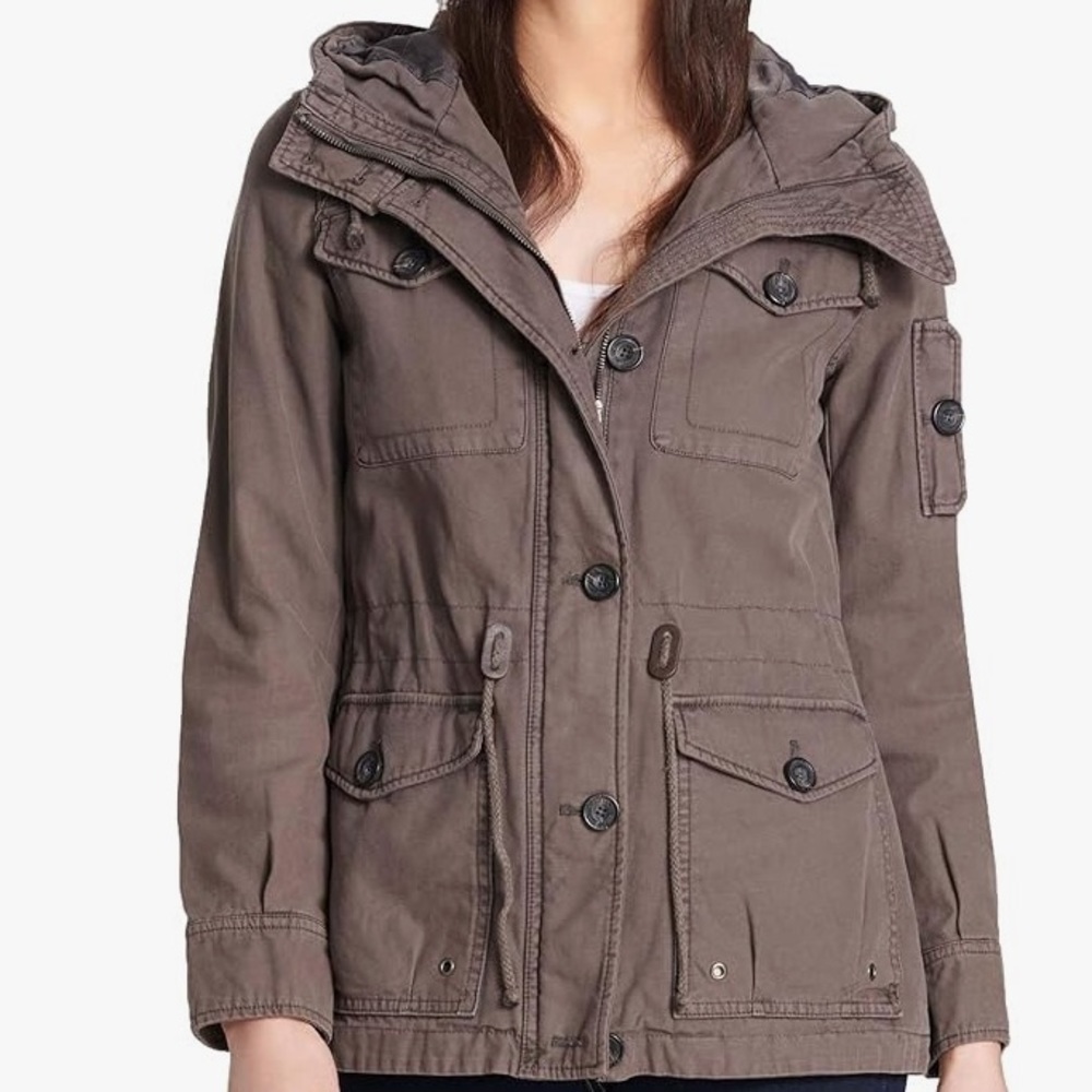 Women’s Levi’s jacket